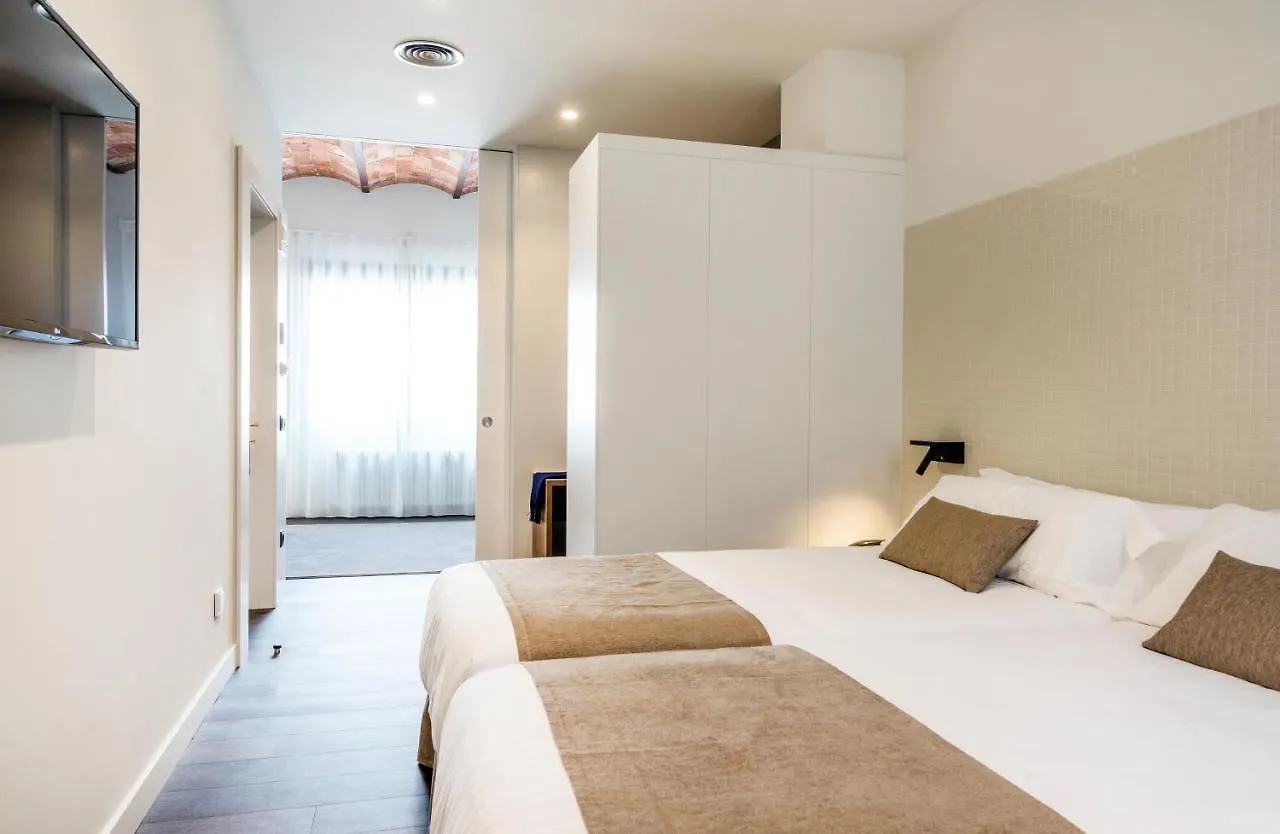 Peninsular Hotel Girona Spain
